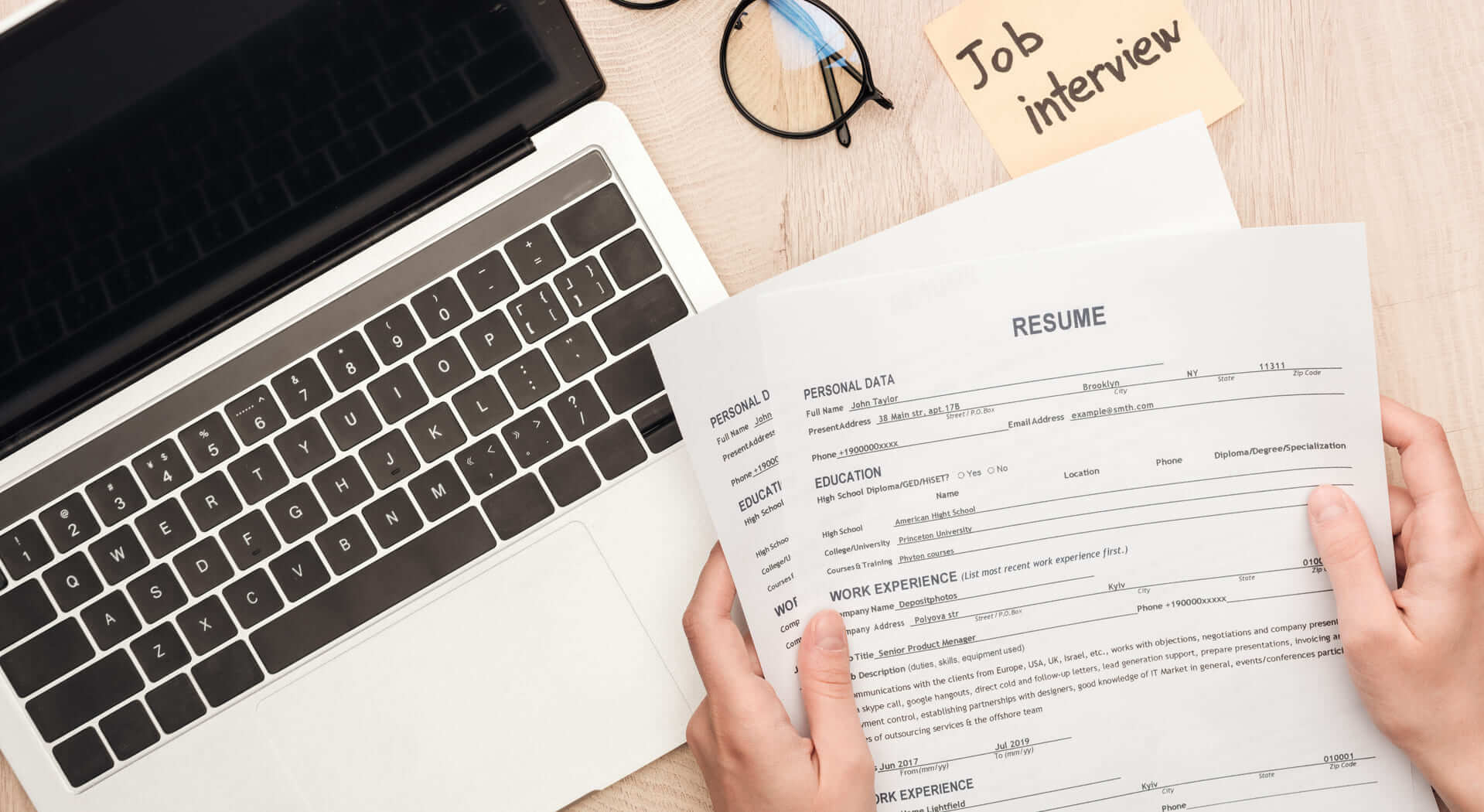 cropped-view-of-recruiter-holding-resume-templates-2022-03-22-16-53-15-utc (1) (2) (1)
